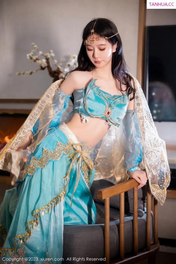   [XiuRen]高清写真图 2023.10.07 No.7469 幼幼 西域舞娘 美腿第22张图片